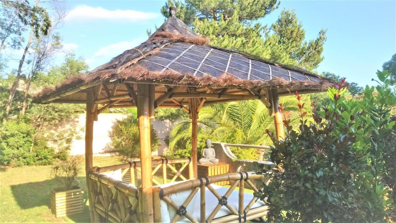 Hotel Les Jardins De Bormes, Sauna & Jacuzzi Exterior foto