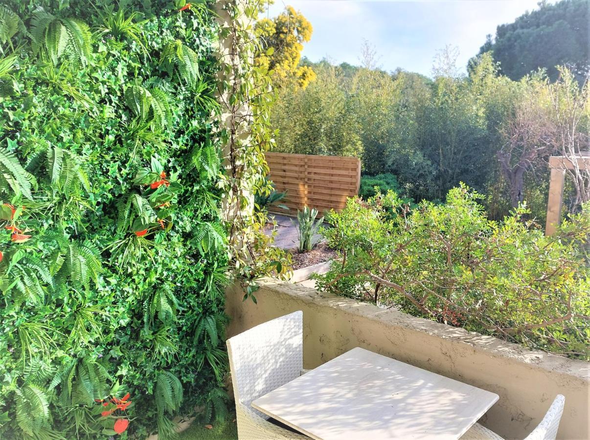 Hotel Les Jardins De Bormes, Sauna & Jacuzzi Exterior foto
