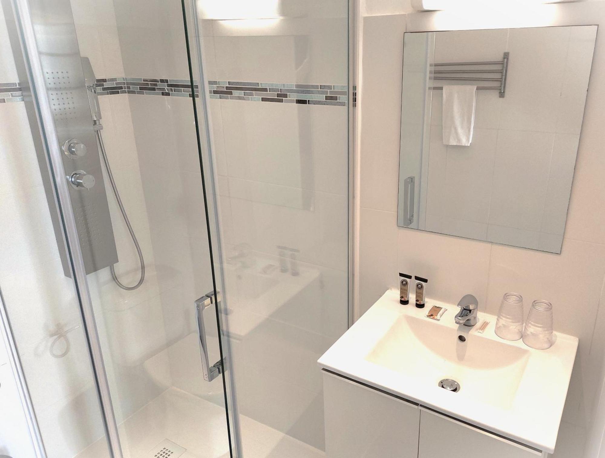Hotel Les Jardins De Bormes, Sauna & Jacuzzi Zimmer foto